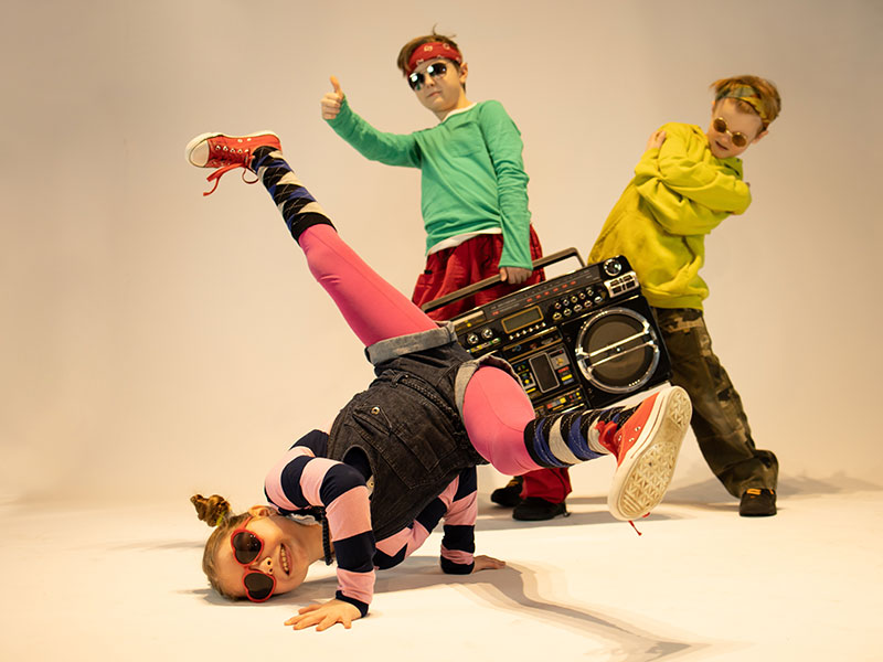 Einladung zum Hip-Hop-Workshop für Geschwister Hip-Hop-Workshop für Kinder
